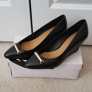 Nine West Tonina black wedge pumps